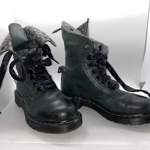 Dr. Martens Aimilie Fold-over Leopard Dark Green Tall Combat Ribbon size - 7